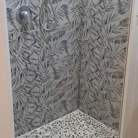 Lulu Maison 2 Apartment