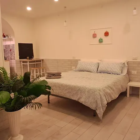 Lulu Maison 2 * Neapel